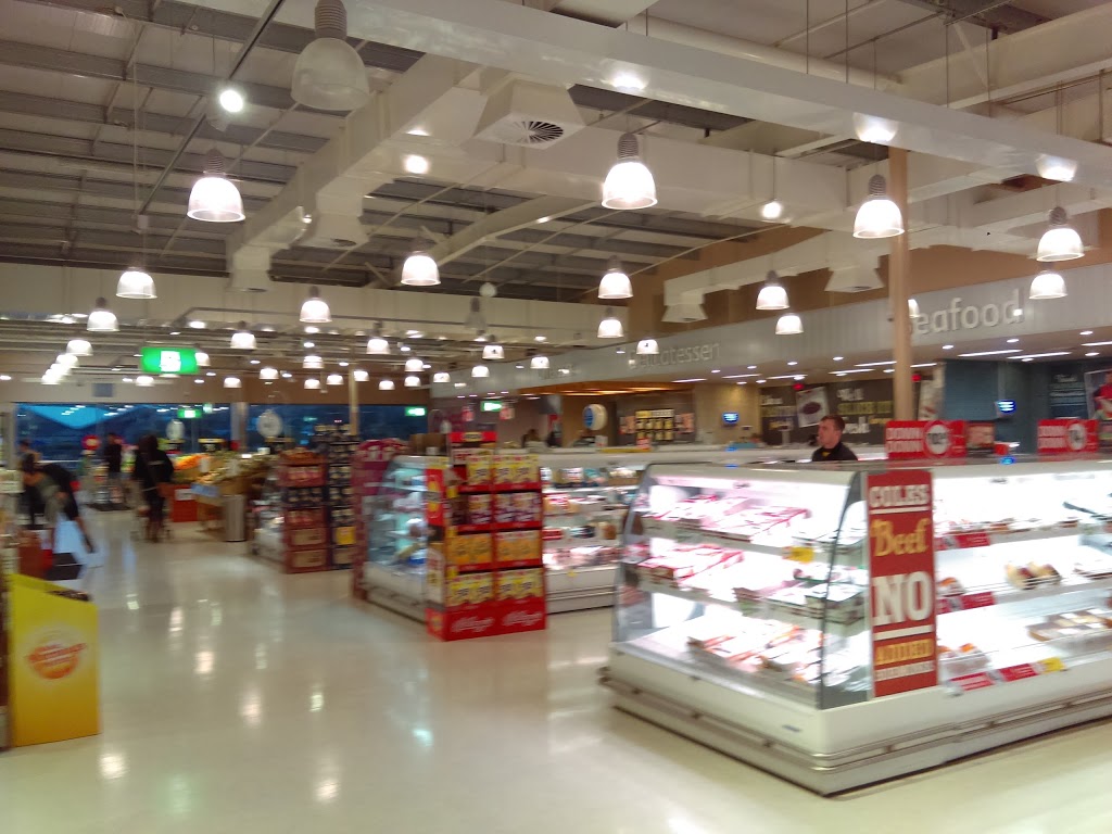 Photo by Manuel Rai. Coles Coffs Harbour | supermarket | Earl St, Coffs Harbour NSW 2450, Australia | 0266591600 OR +61 2 6659 1600