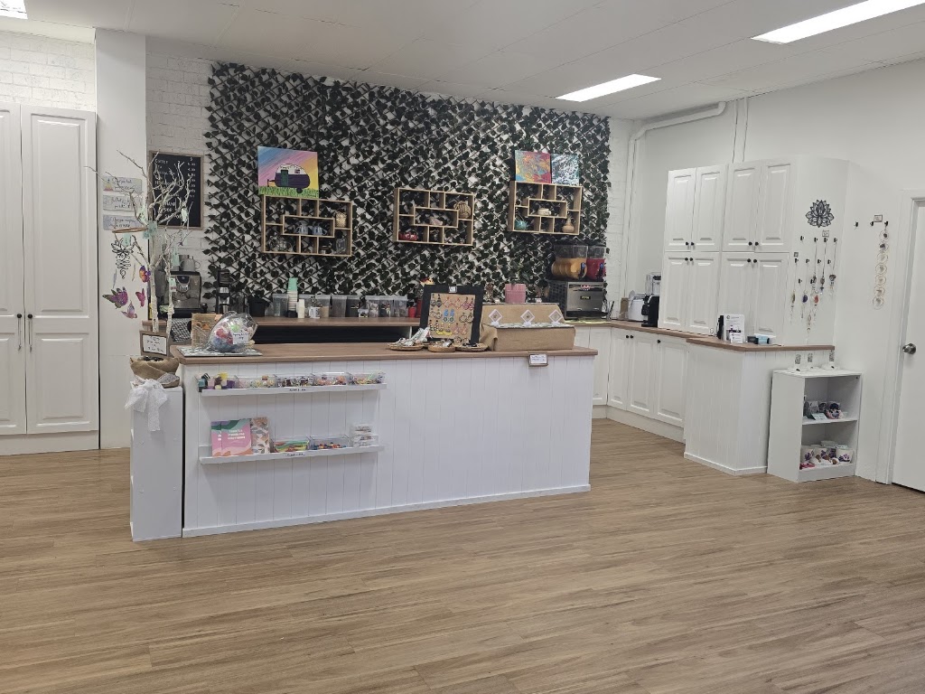 Crystal Beacon Community Healing Hub | 73 Meroo St, Bomaderry NSW 2541, Australia | Phone: 0411 089 784