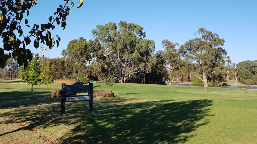 Rich River Golf Club | cafe | Twenty Four Ln, Moama NSW 2731, Australia | 0354813333 OR +61 3 5481 3333