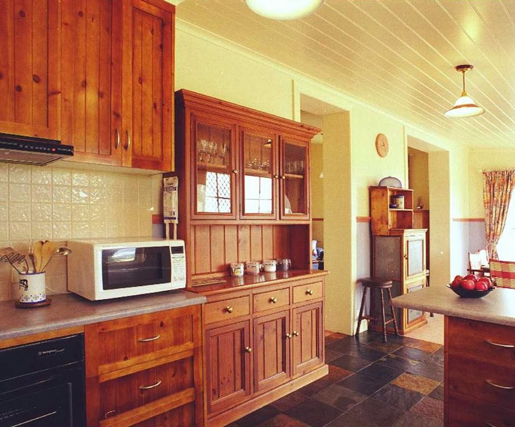 Nelson Amble In Cottage | 6774 Portland-Nelson Rd, Nelson VIC 3292, Australia | Phone: 0428 254 611