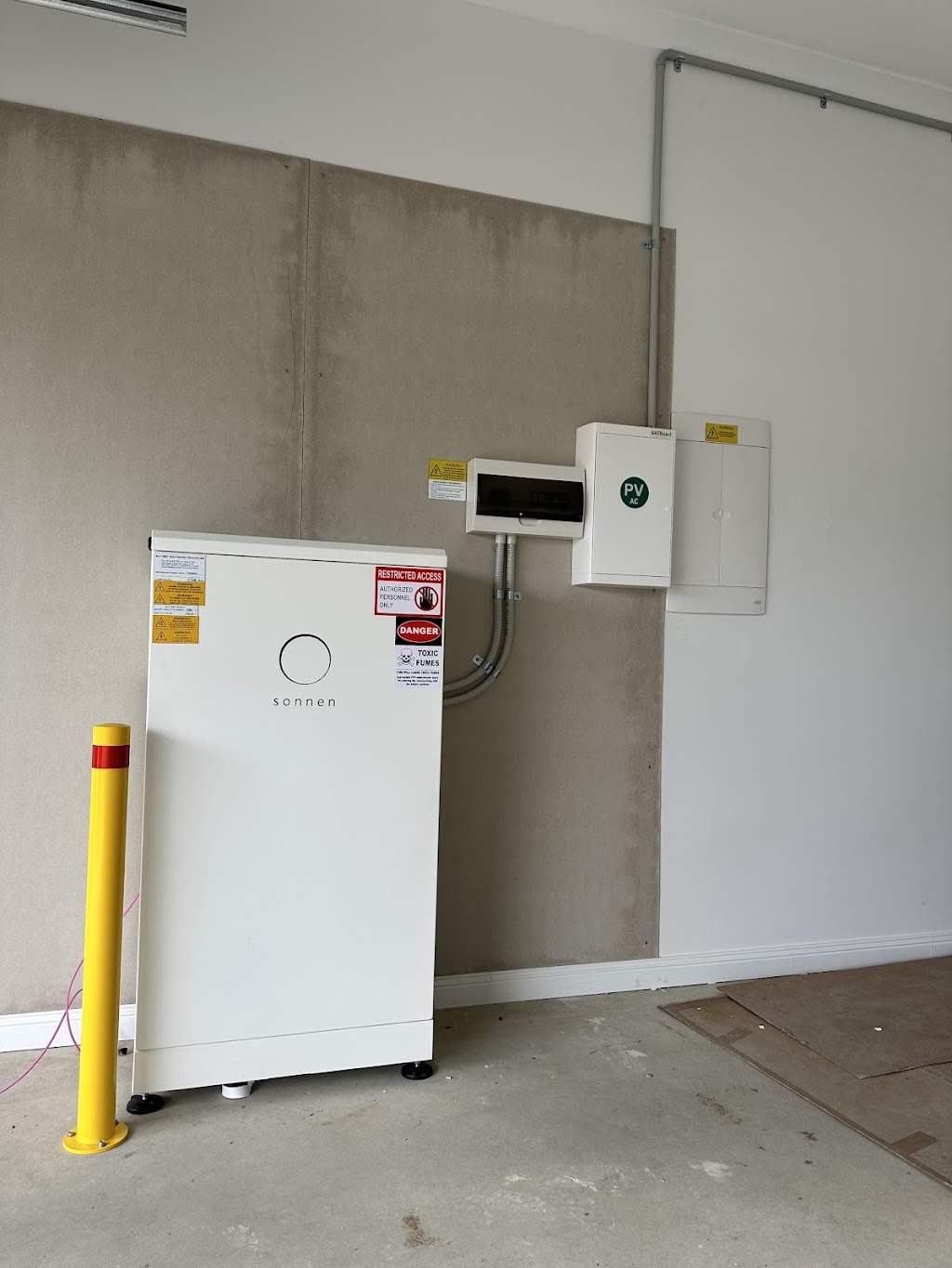 Solar Coaster Tasmania | Unit 3/27 Marlborough St, Sandy Bay TAS 7005, Australia | Phone: 0417 313 737