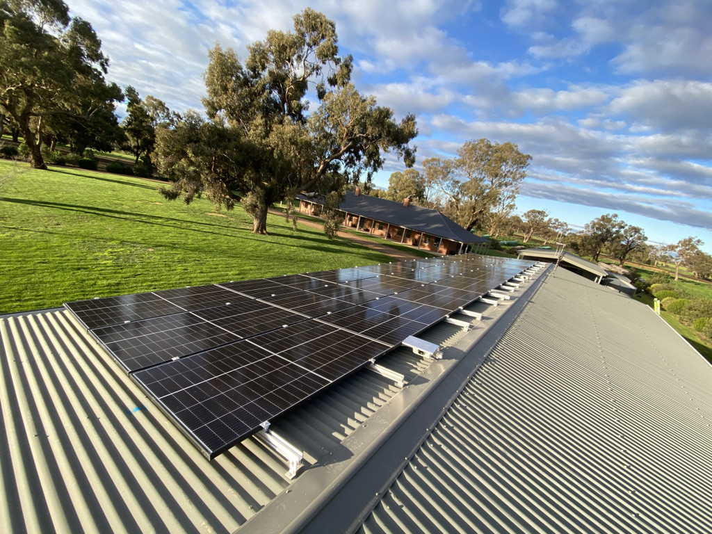 Solar On Electrical | 229 Farley Rd, Torrumbarry VIC 3562, Australia | Phone: 0408 258 298