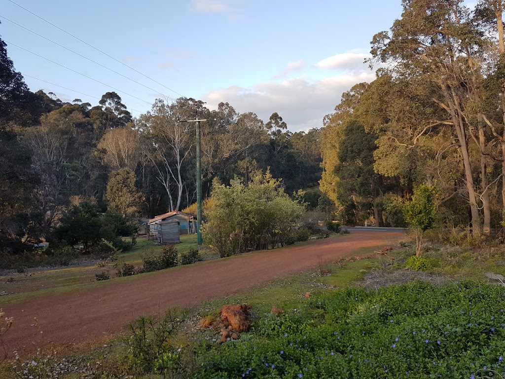 Loco Shed | lodging | 920 Sears Rd, Donnelly River WA 6258, Australia | 0897721244 OR +61 8 9772 1244