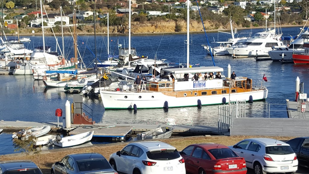 Motor Yacht Club of Tasmania | restaurant | 1 Ford Parade, Lindisfarne TAS 7015, Australia | 0362439021 OR +61 3 6243 9021