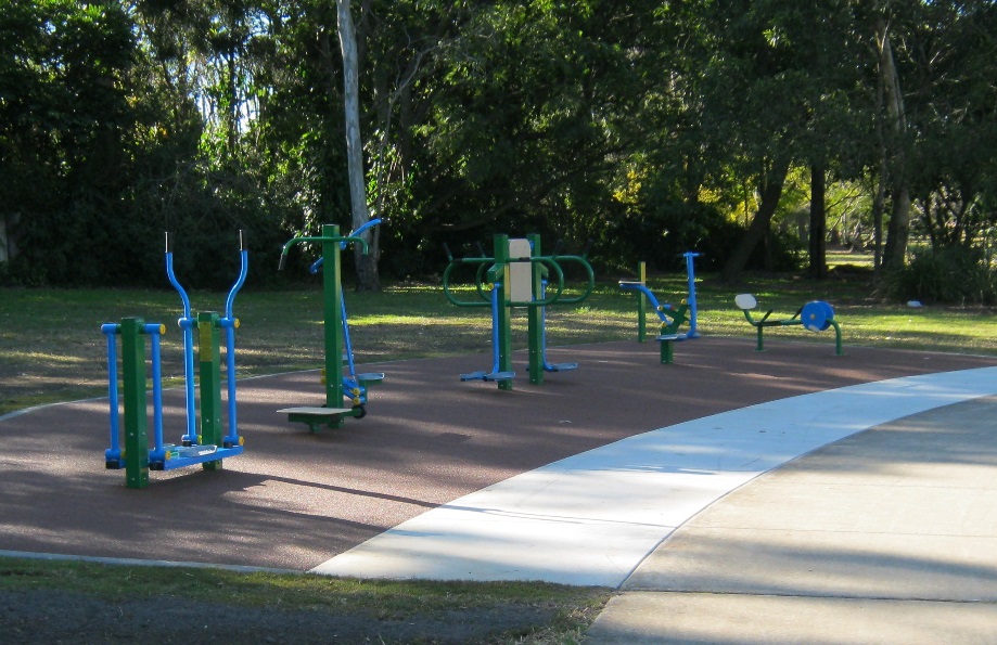 Windemere Road Park Fitness Equipment | park | Alexandra Hills QLD 4161, Australia