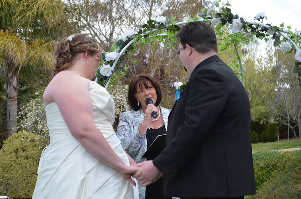 Kris Rose Celebrant |  | 42 Cedar Dr, Llanarth NSW 2795, Australia | 0407144888 OR +61 407 144 888