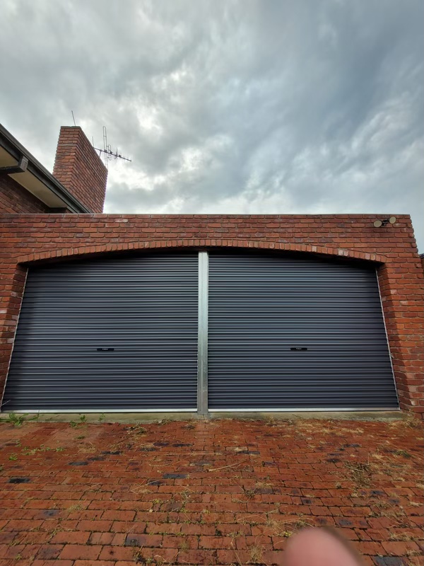 Safe Garage Doors Melbourne | 43 Parfrey Ave, Lalor VIC 3075, Australia | Phone: 0466 773 040