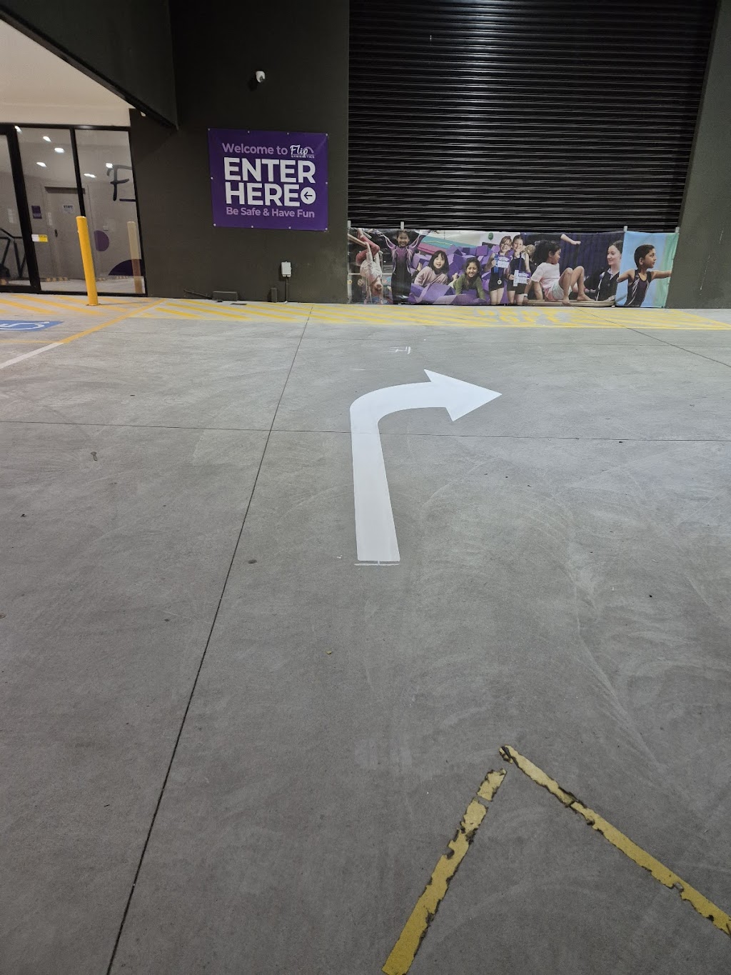 Quality linemarking & bollard installation | 685 Koo Wee Rup-Longwarry Rd, Bayles VIC 3981, Australia | Phone: 0432 802 308