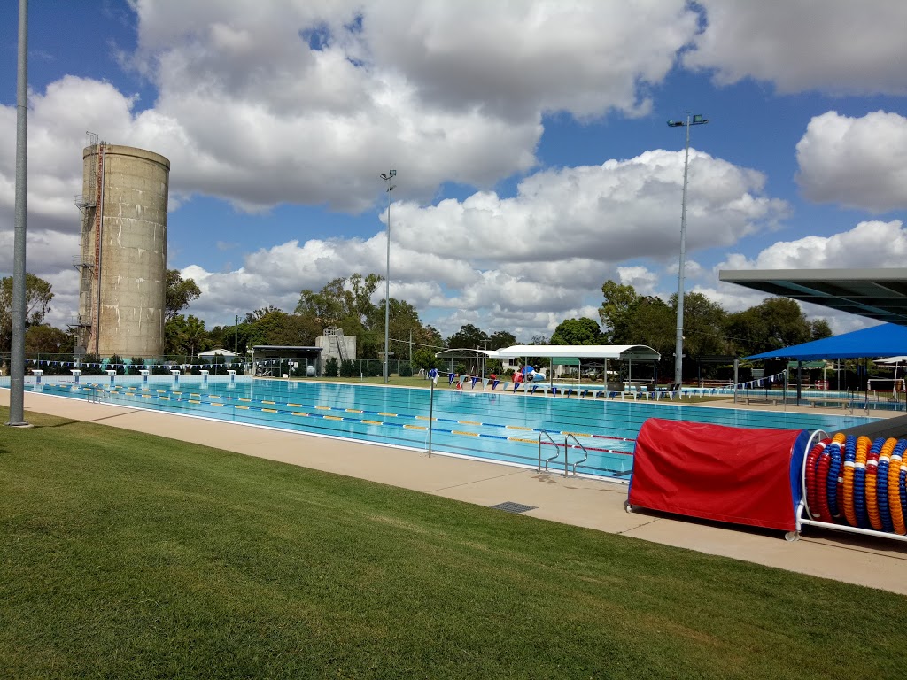 Moura Memorial Pool | 21 Davey St, Moura QLD 4718, Australia | Phone: 0408 384 221