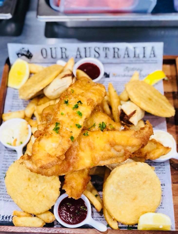 Sam’s Catch - Fish n Chippery | meal takeaway | 50 Quay Blvd, Werribee South VIC 3030, Australia | 0385383472 OR +61 3 8538 3472