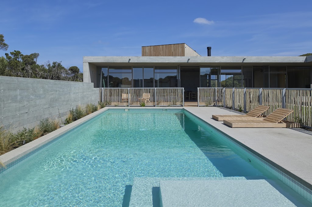 East Coast Swimming Pools | 2/44 Collins Rd, Dromana VIC 3936, Australia | Phone: (03) 5987 2488