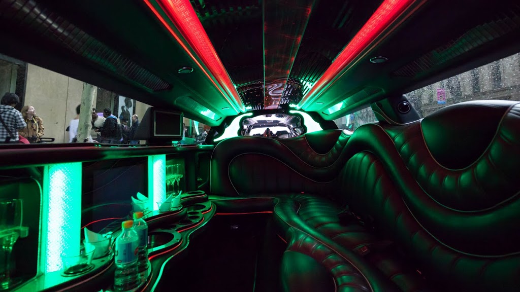 Night Owl Limousine Hire | car rental | Epping VIC 3076, Australia | 0447175074 OR +61 447 175 074