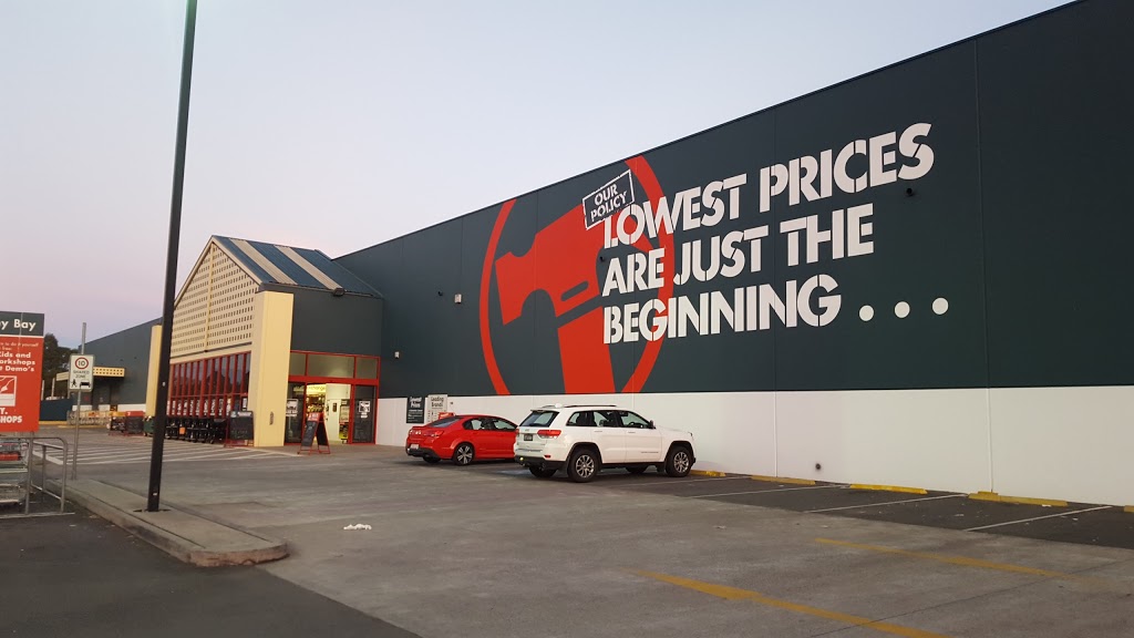 Bunnings Taree | hardware store | Corner Wingham Road &, Bushland Dr, Taree NSW 2430, Australia | 0265912500 OR +61 2 6591 2500