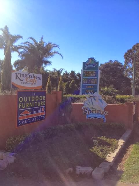 The Outdoor Furniture Specialists | The Springs Garden World, 333 Spring St, Kearneys Spring QLD 4350, Australia | Phone: (07) 4636 8424