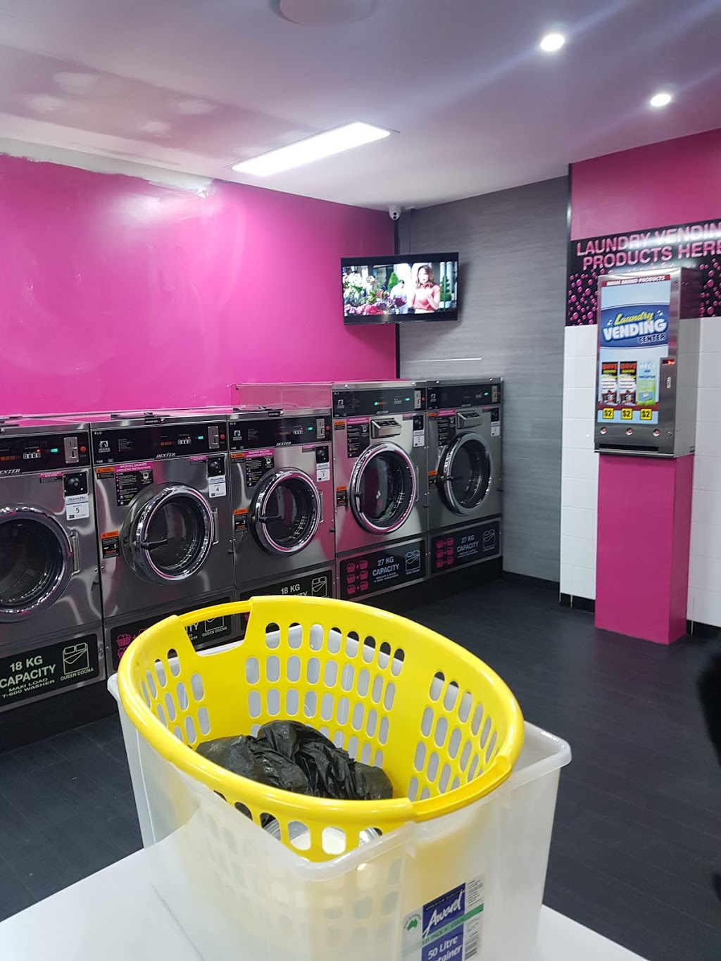 Image Laundromat | 1/2-10 Gallipoli St, St Marys NSW 2760, Australia | Phone: (02) 9833 9815