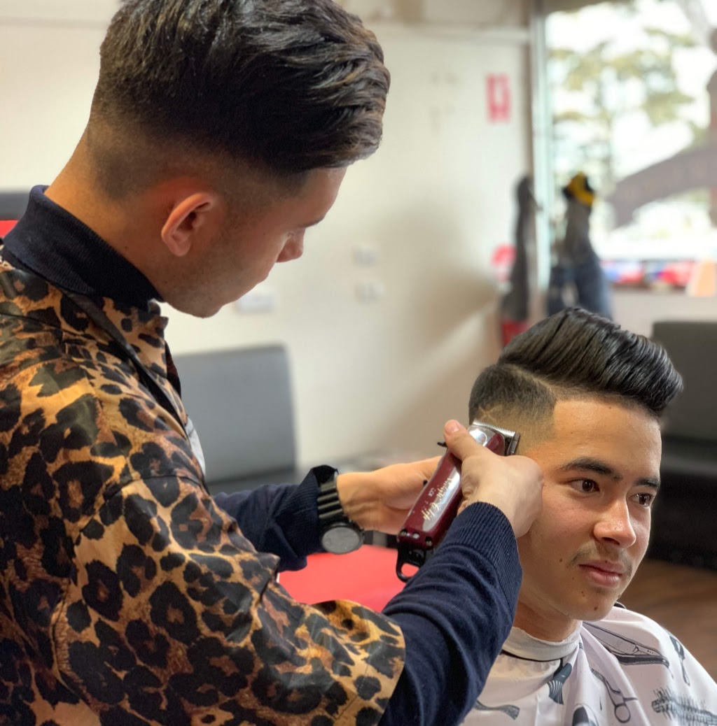 Black and white Barbershop | hair care | 15 Autumn Pl, Doveton VIC 3177, Australia | 0449816055 OR +61 449 816 055