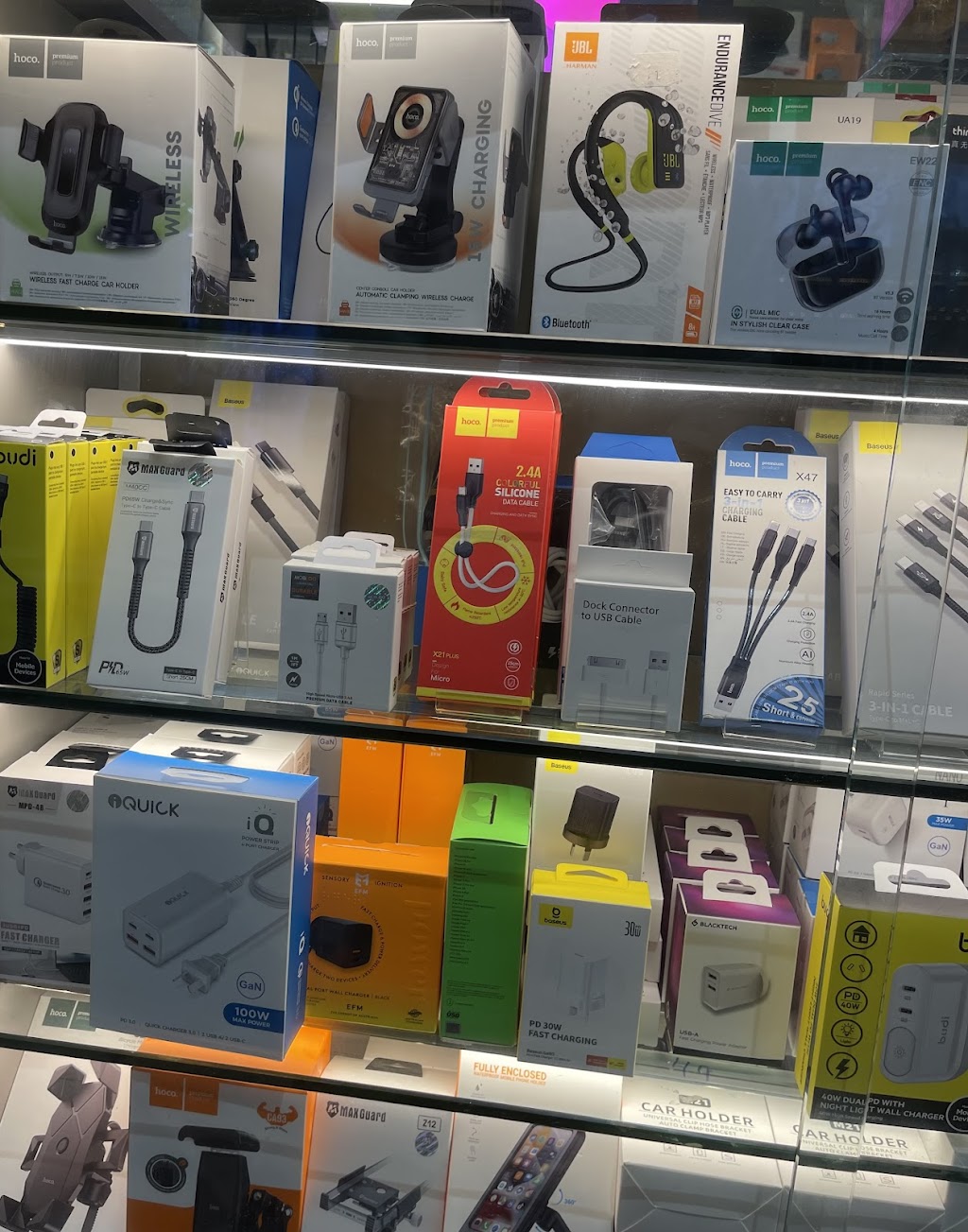 Screen Refurb Experts (SRE) | 704 The Entrance Rd, Wamberal NSW 2260, Australia | Phone: 0449 955 928