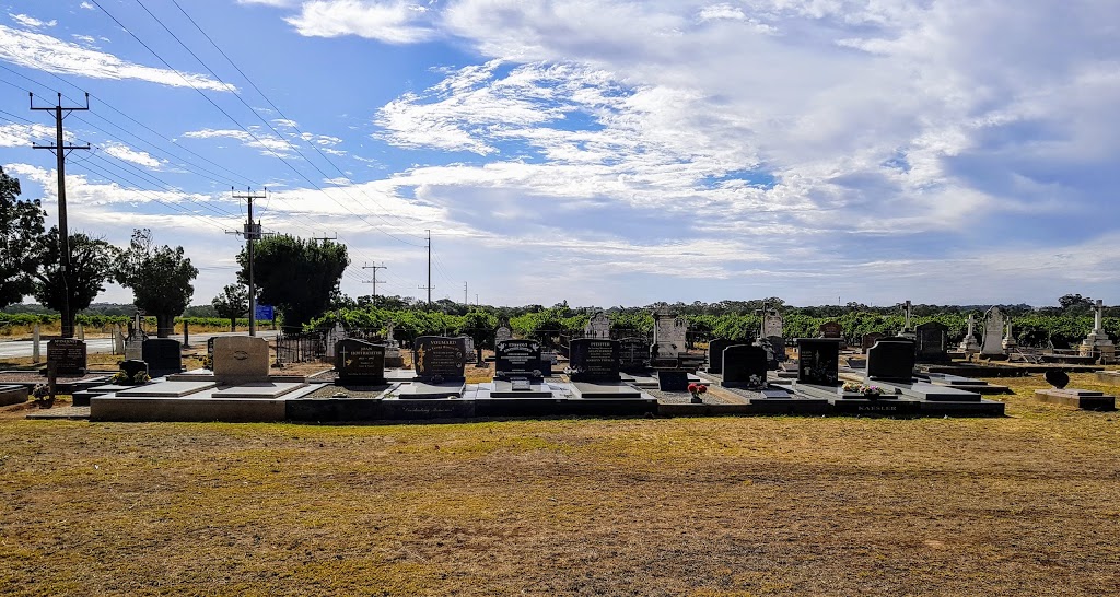 Siegersdorf Cemetery | cemetery | 10 Seppeltsfield Rd, Nuriootpa SA 5355, Australia