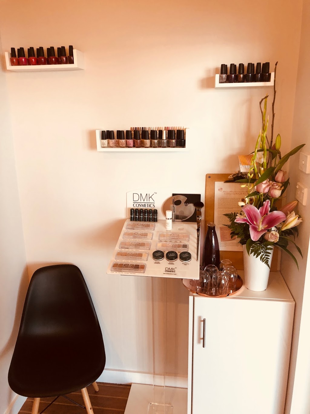 The Beauty Establishment | hair care | Shop 4 Soldiers Point Marina, Sunset Boulevard, Soldiers Point NSW 2317, Australia | 0403593699 OR +61 403 593 699