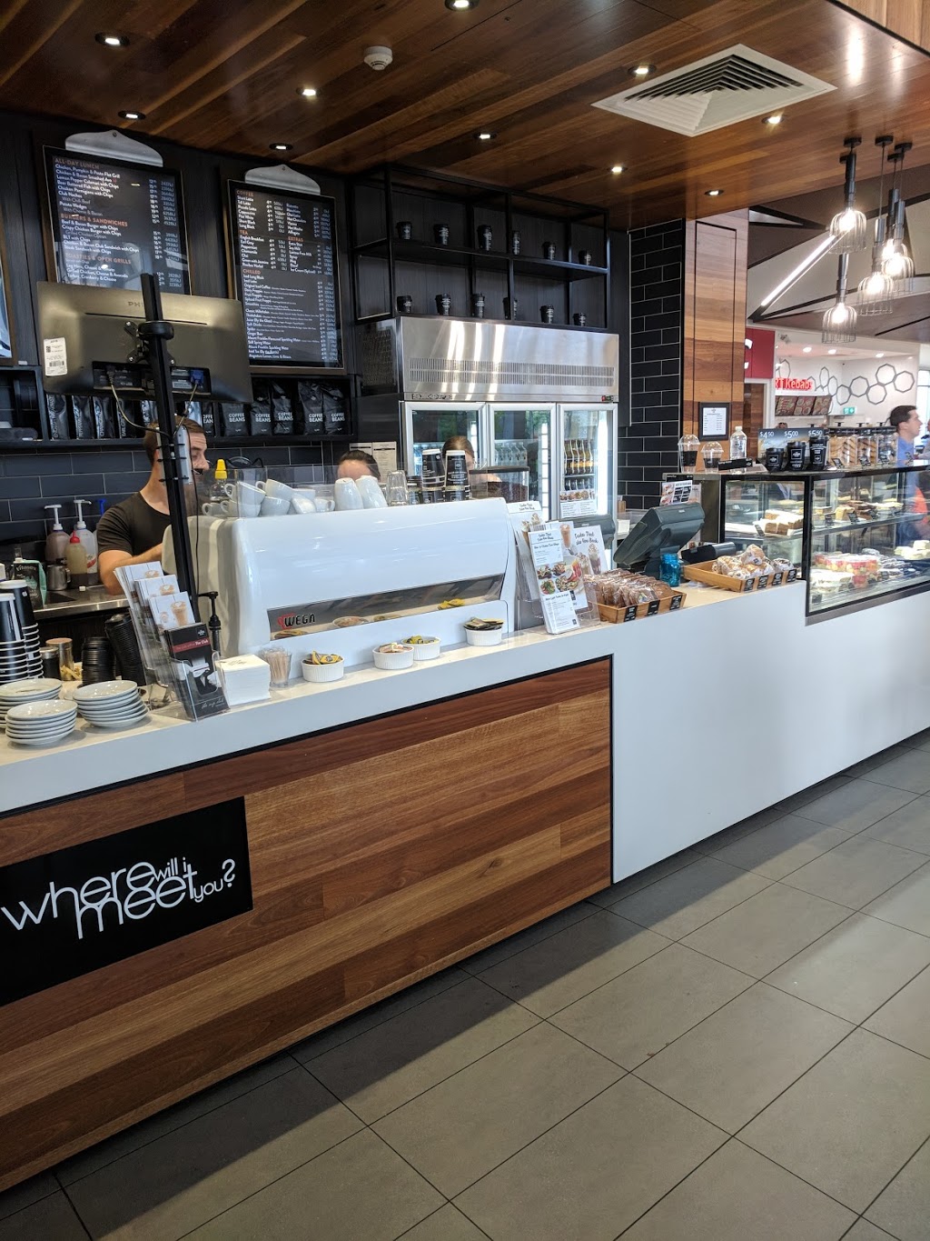 The Coffee Club Café - BNE Service Centre | cafe | Shop 3, BNE Service Centre Cnr Moreton Drive &, Nancy Bird Way, Brisbane Airport QLD 4007, Australia | 0731192596 OR +61 7 3119 2596