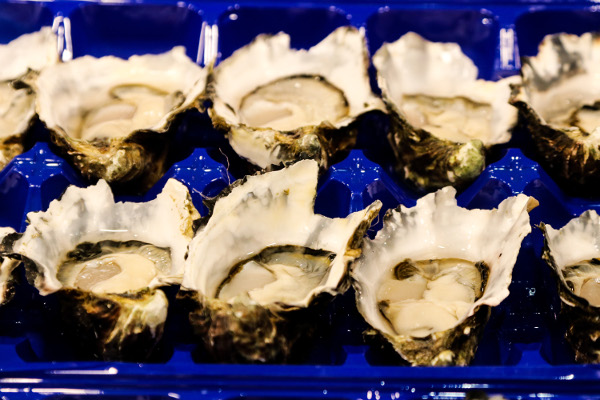 Prestige Oysters | food | 26 Cook Pl, Cook ACT 2614, Australia | 0424310098 OR +61 424 310 098