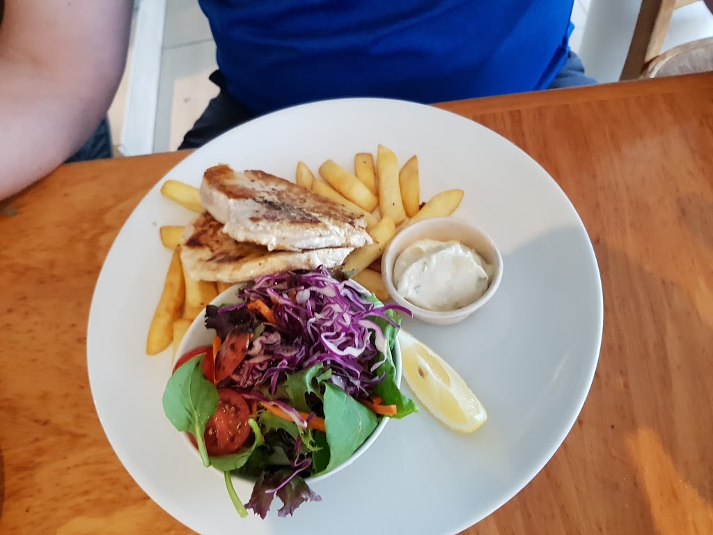 Starfish Deli | restaurant | Promenade Plaza, 1 Clyde St, Batemans Bay NSW 2536, Australia | 0244724880 OR +61 2 4472 4880