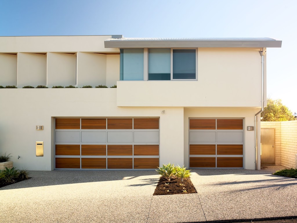 Bairnsdale & District Garage Doors | 7 Collins St, Bairnsdale VIC 3875, Australia | Phone: 0412 516 433