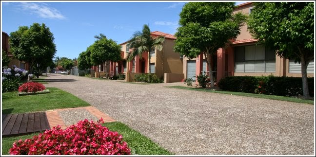 Villas Mediterranean | real estate agency | 1/20 Fairway Dr, Clear Island Waters QLD 4226, Australia | 0755546144 OR +61 7 5554 6144
