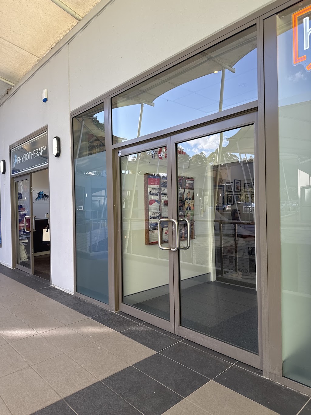Franchise Ready | Shop F7A/273 Fowler Rd, Illawong NSW 2234, Australia | Phone: (02) 8999 1120