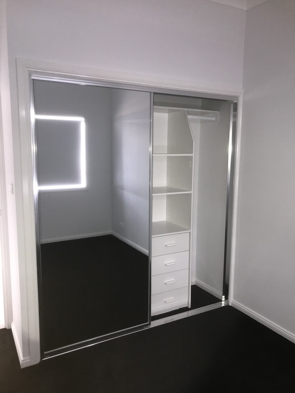 Custom Built Wardrobes & Shower Screens | store | 2/1 Widemere Rd, Wetherill Park NSW 2164, Australia | 0297563336 OR +61 2 9756 3336