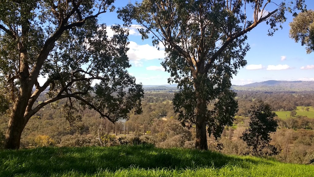 Eastern Hill Lookout Public Toilet | East St, East Albury NSW 2640, Australia | Phone: (02) 6023 8111