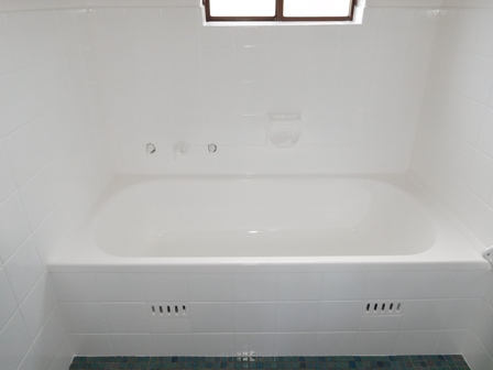 Fantastic Tub and Tile Resurfacing | Fairfax St, The Ponds NSW 2769, Australia | Phone: 0455 440 076