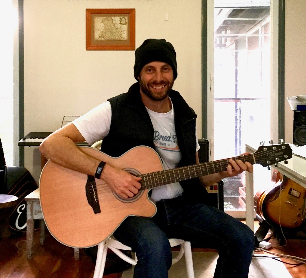 Inigo Evans Guitar Tuition - Sunshine Coast Guitar Lessons | 12 Bahdilli Cres, Diddillibah QLD 4559, Australia | Phone: 0405 126 644