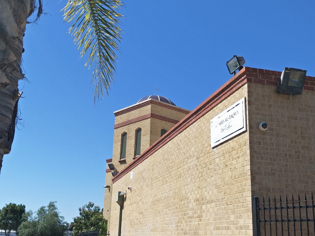 Mirrabooka Mosque / Masjid Al Taqwa | mosque | 135 Boyare Ave, Mirrabooka WA 6061, Australia | 0892488559 OR +61 8 9248 8559