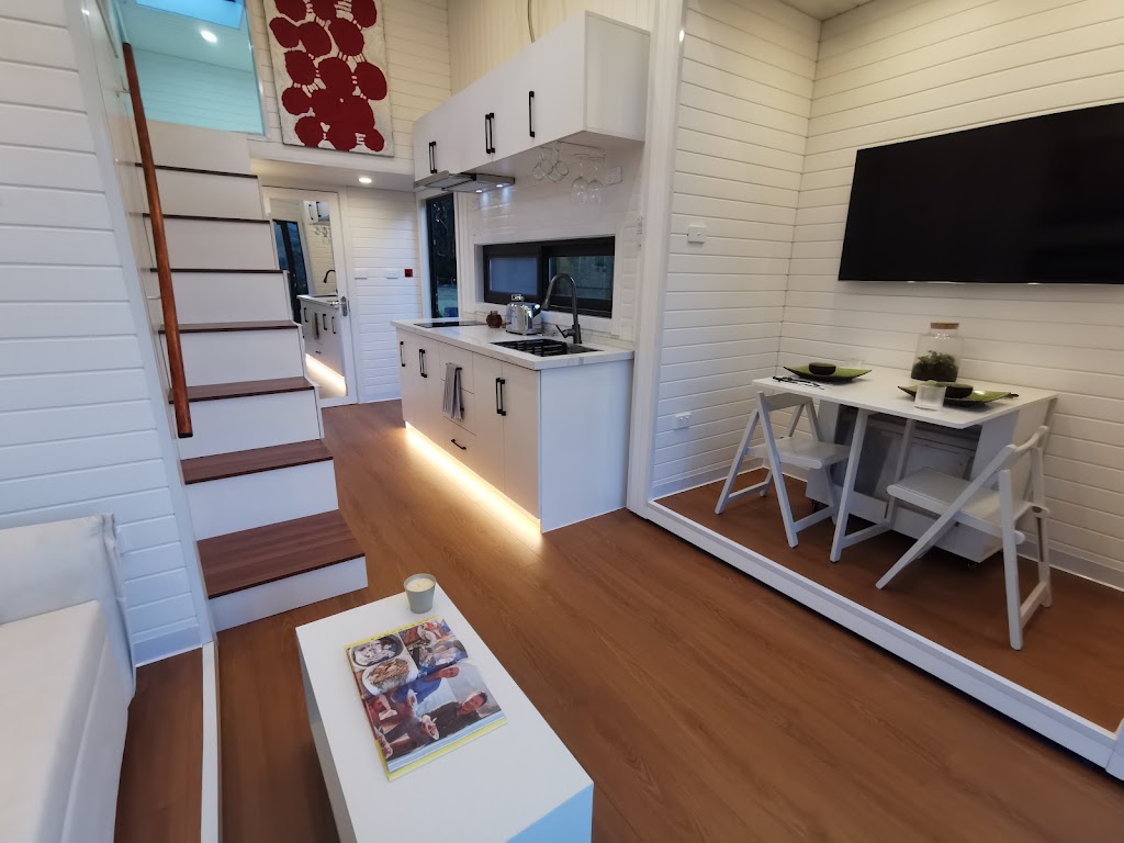 Red Gum Tiny Homes | 1670 Warburton-Woods Point Rd, Mcmahons Creek VIC 3799, Australia | Phone: 0438 787 621