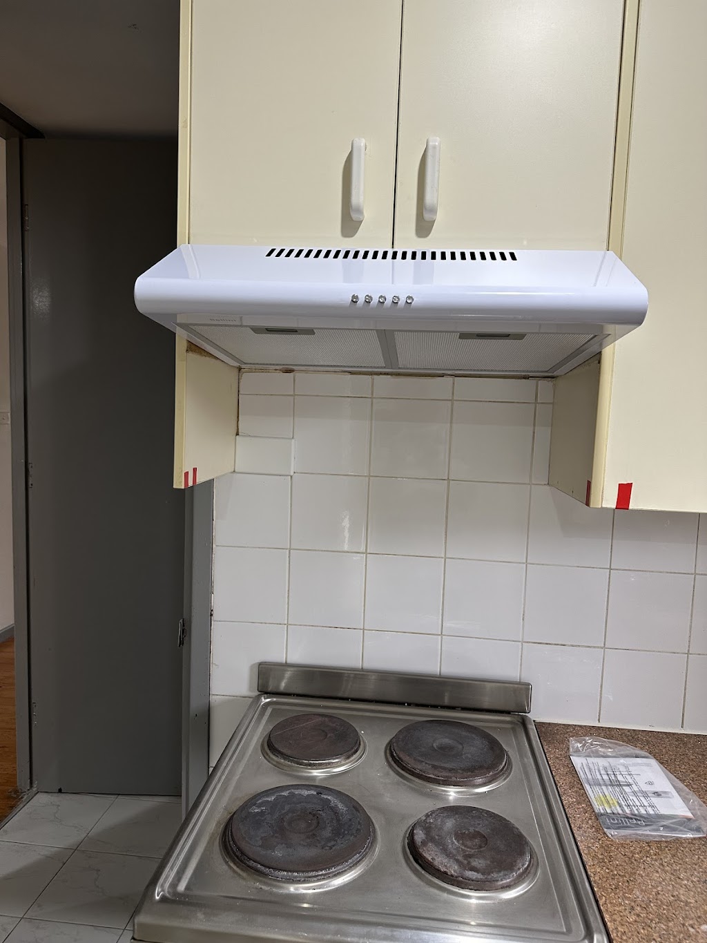 AR handyman | 19 Amundsen St, Leumeah NSW 2560, Australia | Phone: 0414 871 651