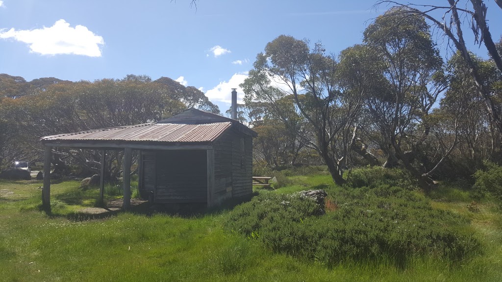 Pretty Valley Hut & Camping Area | campground | Pretty Valley Rd, Falls Creek VIC 3699, Australia | 131963 OR +61 131963
