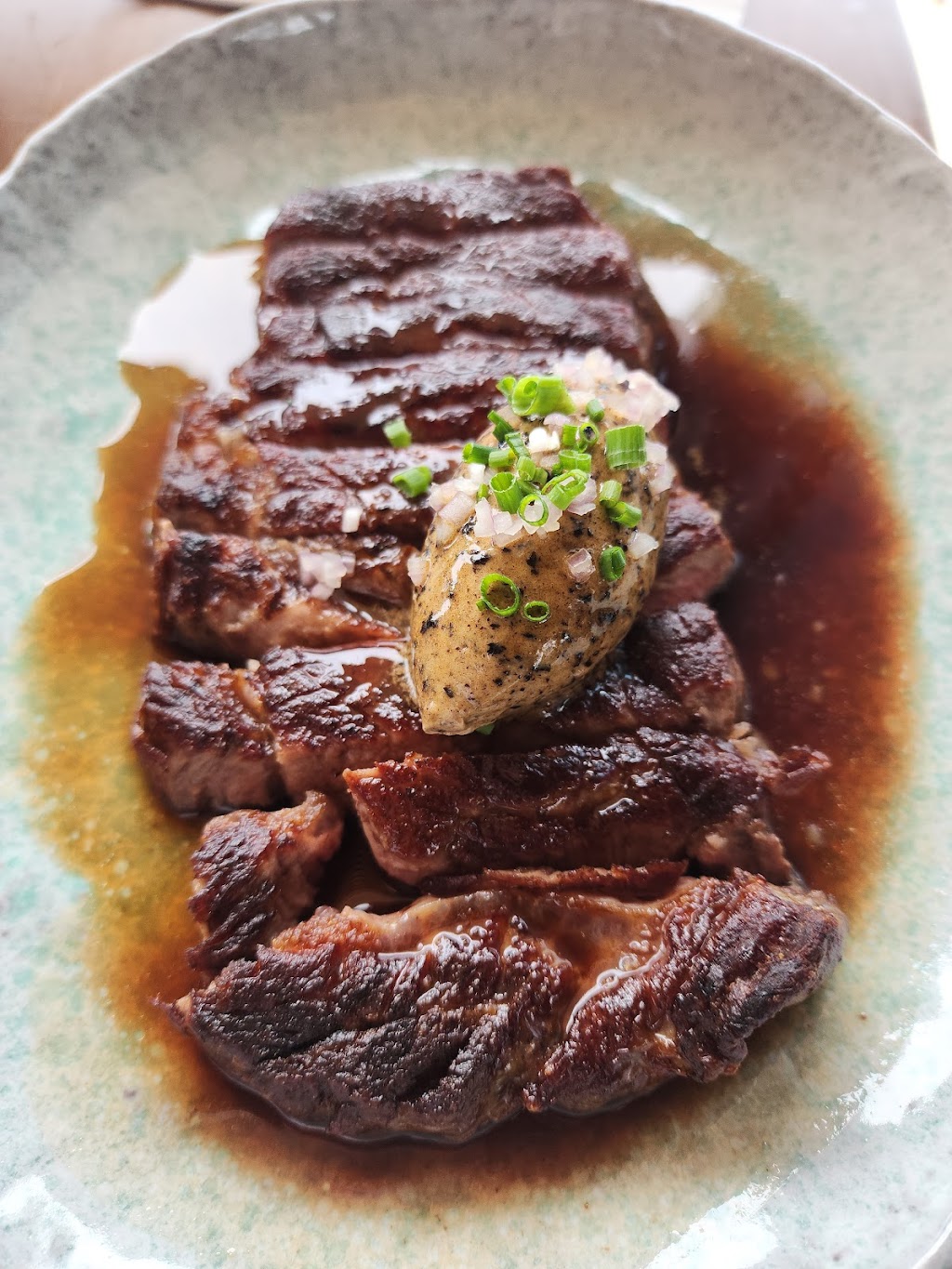 Lovat on the Beach | 558A Barrenjoey Rd, Avalon Beach NSW 2107, Australia | Phone: (02) 8414 1811