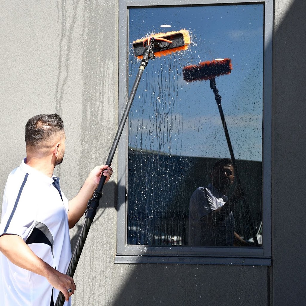 Townsend Cleaning | 10 kadak Pl, Breakwater VIC 3219, Australia | Phone: 0409 236 368