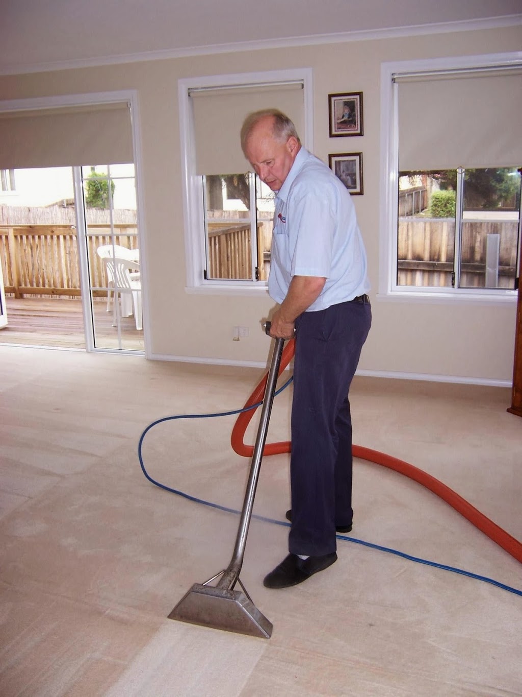 CJs Carpet Cleaning | 17 Travellers Dr, Launceston TAS 7250, Australia | Phone: (03) 6314 3709