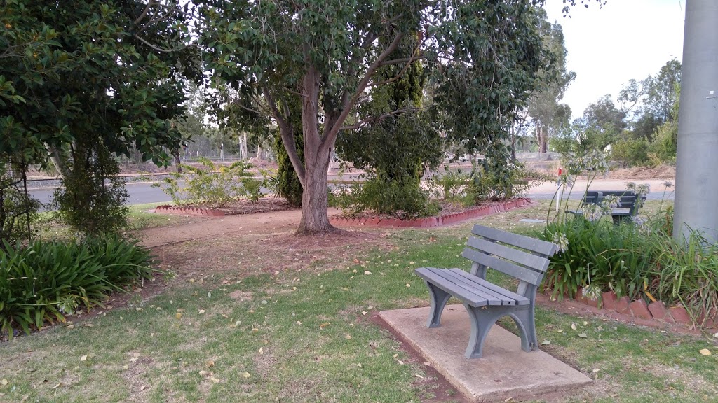 Pioneer Womens Memorial | park | 9 Irvine Parade, Yarrawonga VIC 3730, Australia