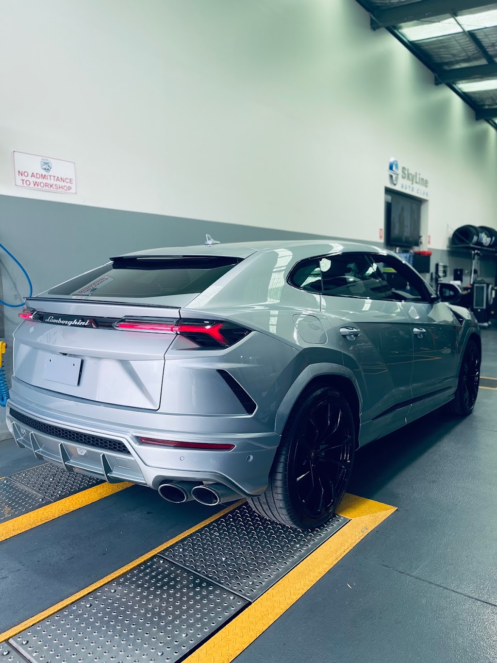 Skyline Auto Club | 11 Cann St, Guildford NSW 2161, Australia | Phone: (02) 8102 6166