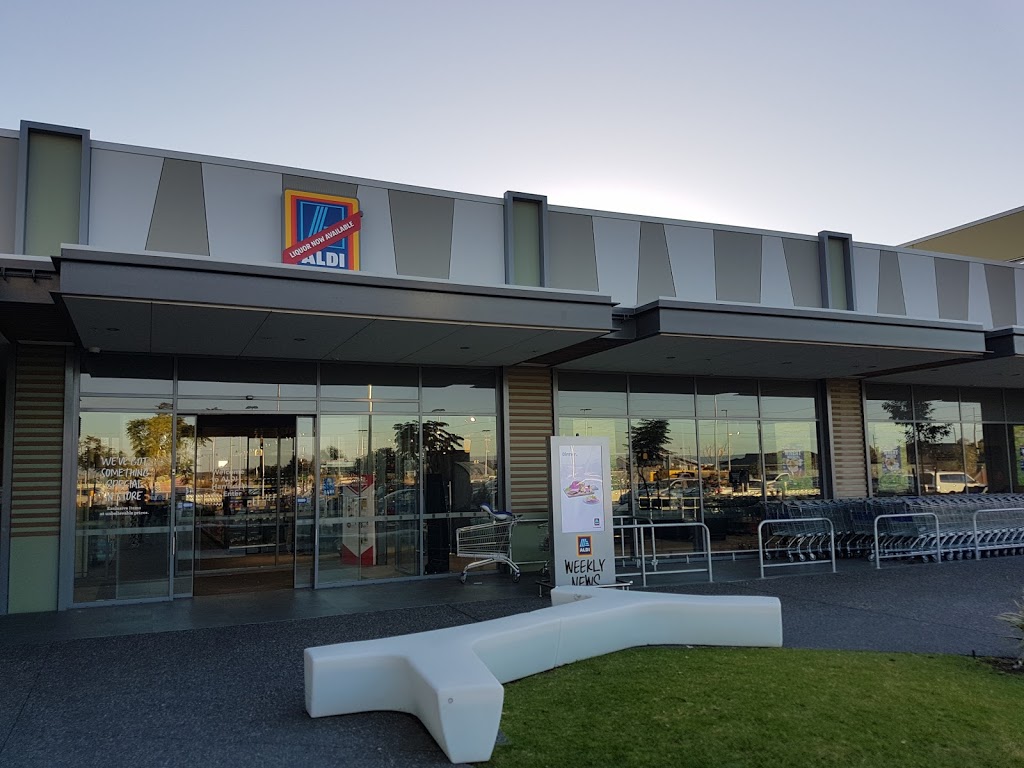 ALDI Harrisdale | Stockland Harrisdale Shopping Centre Nicholson Rd &, Yellowwood Ave, Harrisdale WA 6112, Australia