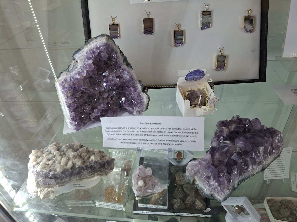 Gemcuts Lapidary Supplies | 43b Opal St, Lightning Ridge NSW 2834, Australia | Phone: (02) 6681 1686