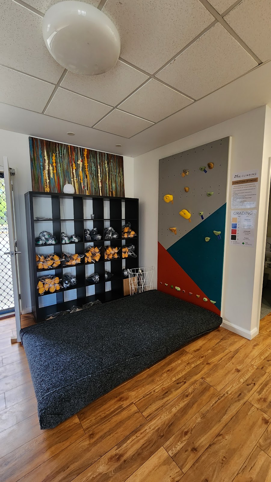 Rise Climbing Albury | 3/39 Bennu Cct, Thurgoona NSW 2640, Australia | Phone: (02) 6062 3153