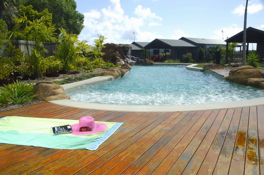 Marina Villas Tin Can Bay | Emperor St, Tin Can Bay QLD 4580, Australia | Phone: (07) 5488 1800