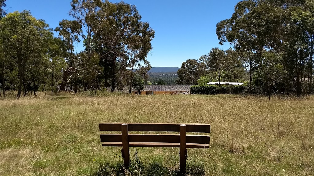 Angophora Bushland Reserve | Corner of Bona Vista Road and, Burgess St, Armidale NSW 2350, Australia