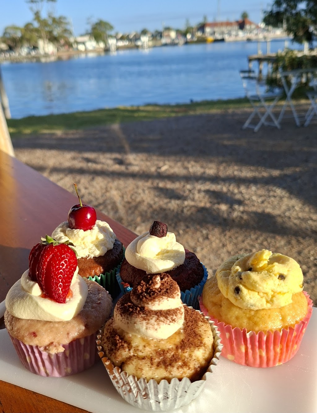 Koala Cafe Raymond Island | Fourth Ave, Raymond Island VIC 3880, Australia | Phone: 0438 257 181