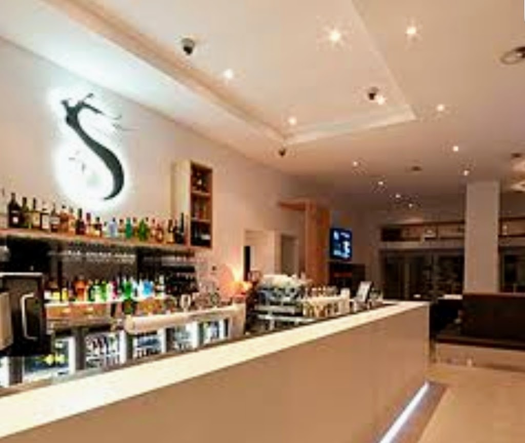 Siren Bar and Restaurant | restaurant | 30 Anthony Rolfe Ave, Gungahlin ACT 2912, Australia | 0261620377 OR +61 2 6162 0377