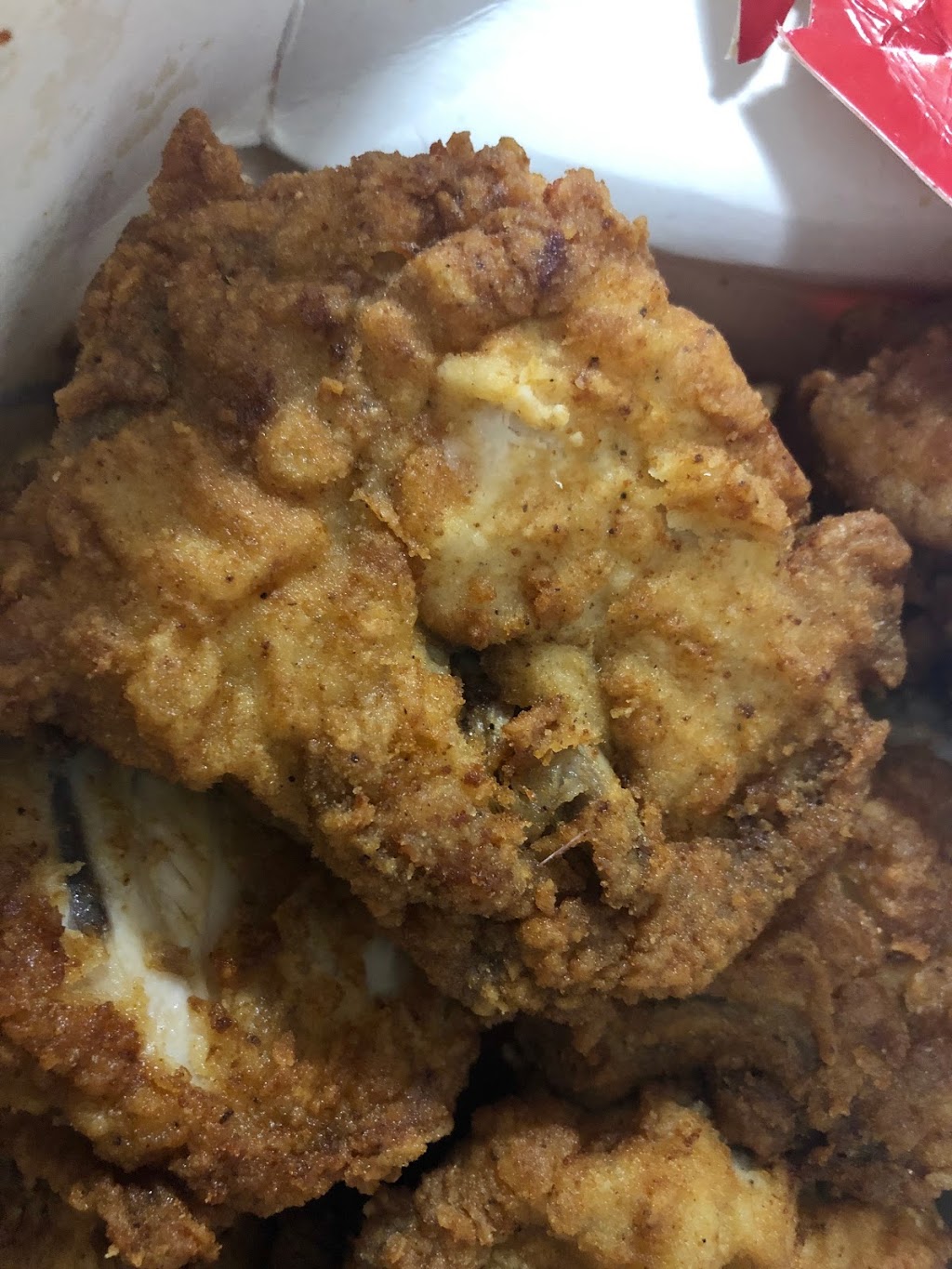 KFC Woodlands | meal takeaway | 4 Rangeview St, Deeragun QLD 4818, Australia | 0747516208 OR +61 7 4751 6208